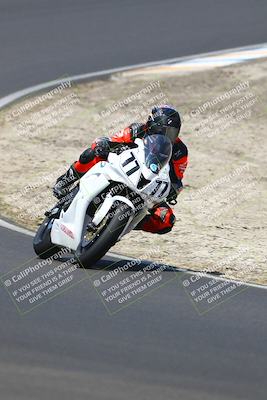 media/Jul-13-2025-Pacific Track Time (Sun) [[819660bca7]]/B Group/1120am (Turn 2)/